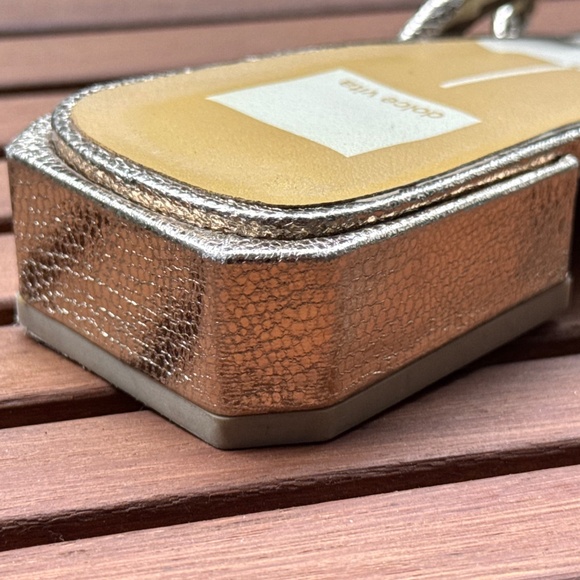 Dolce Vita Hensla Gold Metallic Strappy Block Heel Sandals - Picture 9 of 16